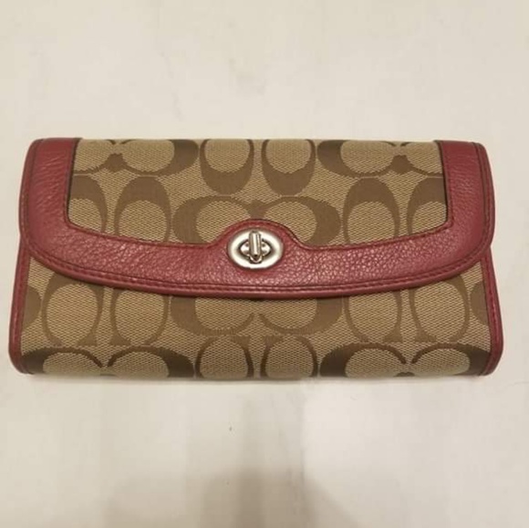 Coach Handbags - Coach Wallet